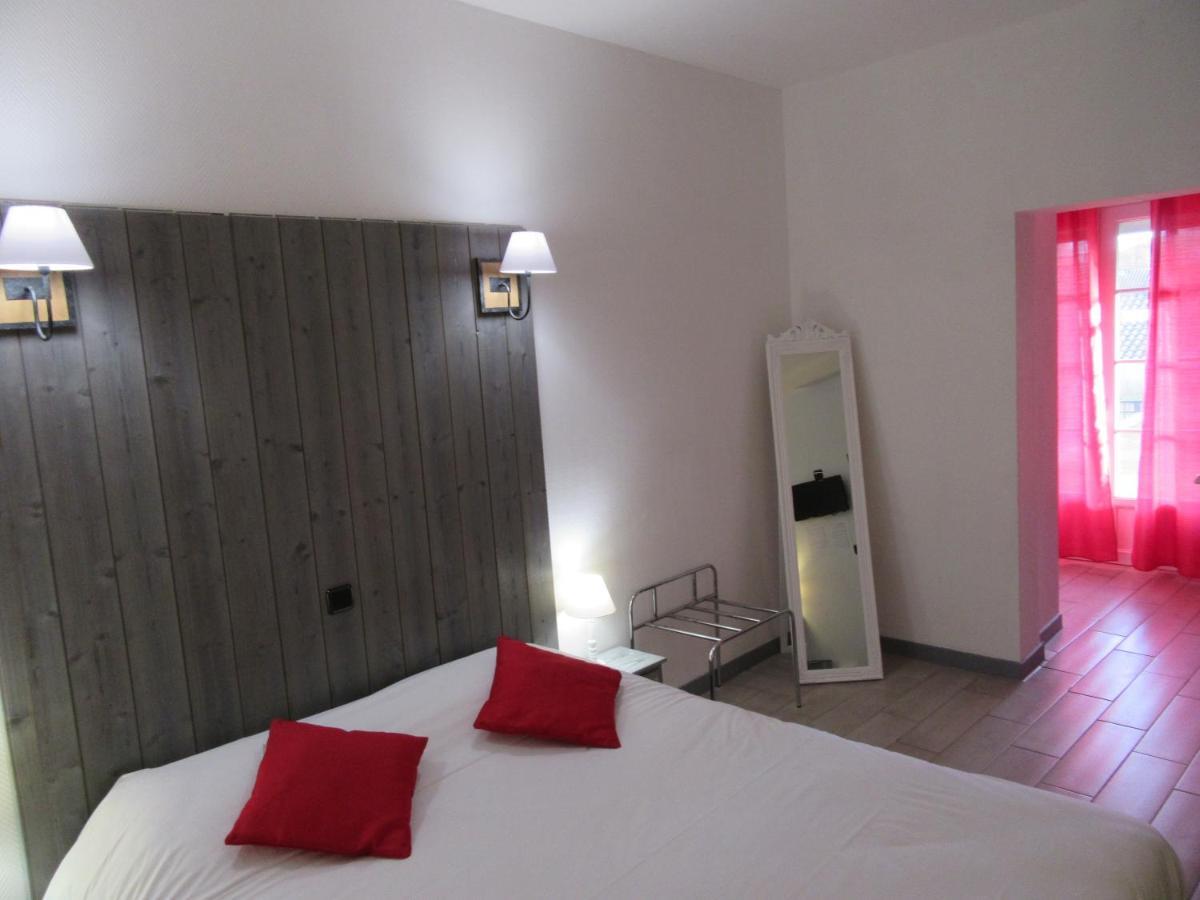 Contact Hotel De France サント エクステリア 写真