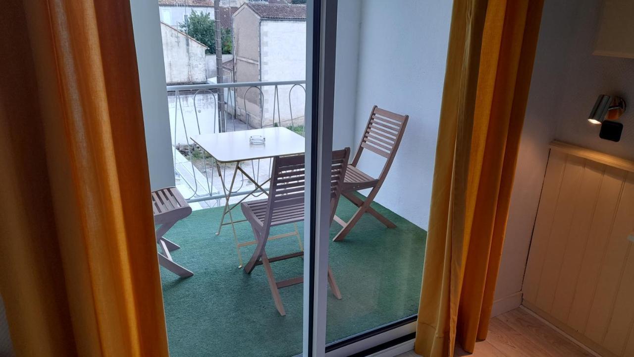 Contact Hotel De France サント エクステリア 写真