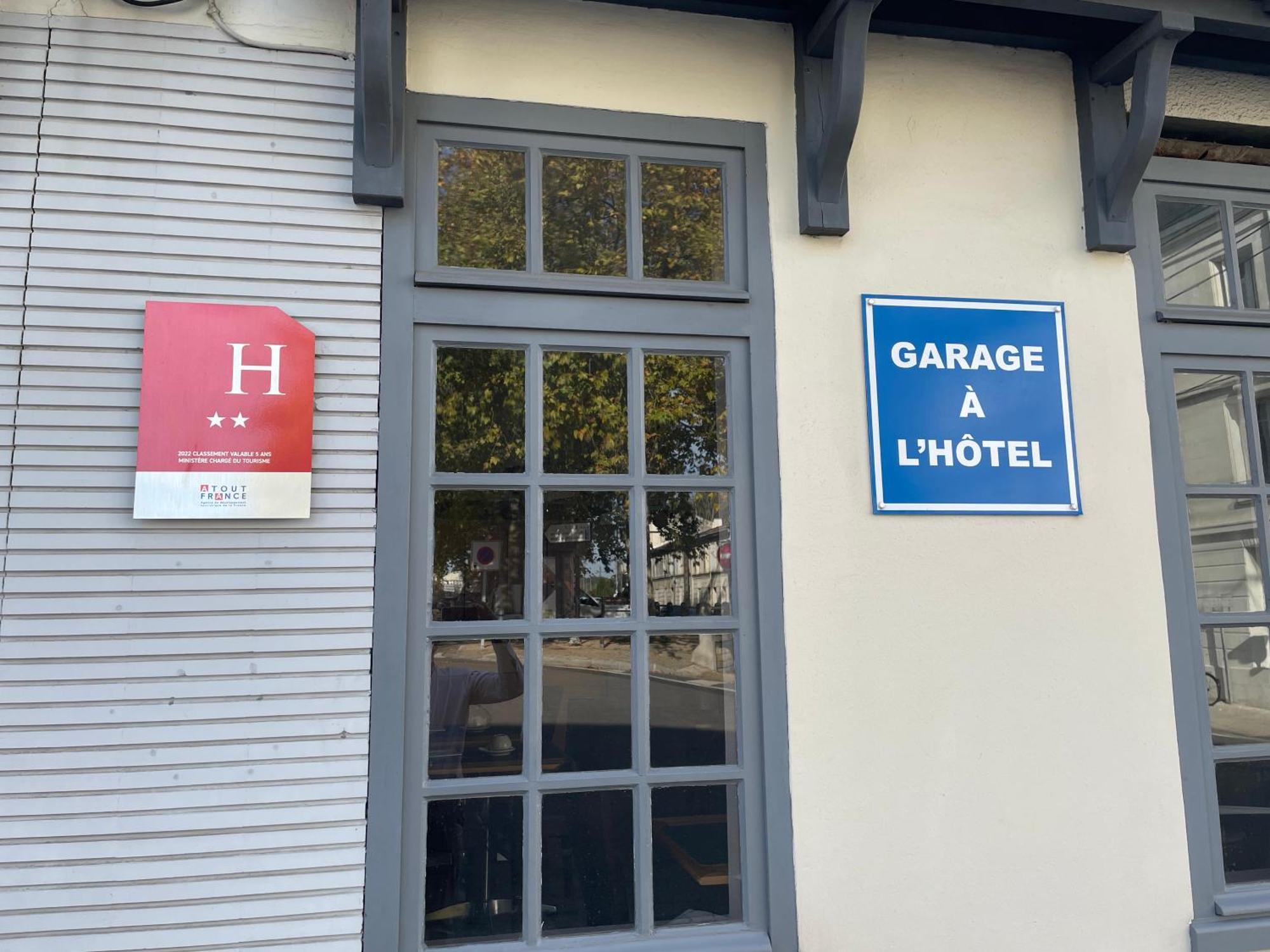 Contact Hotel De France サント エクステリア 写真