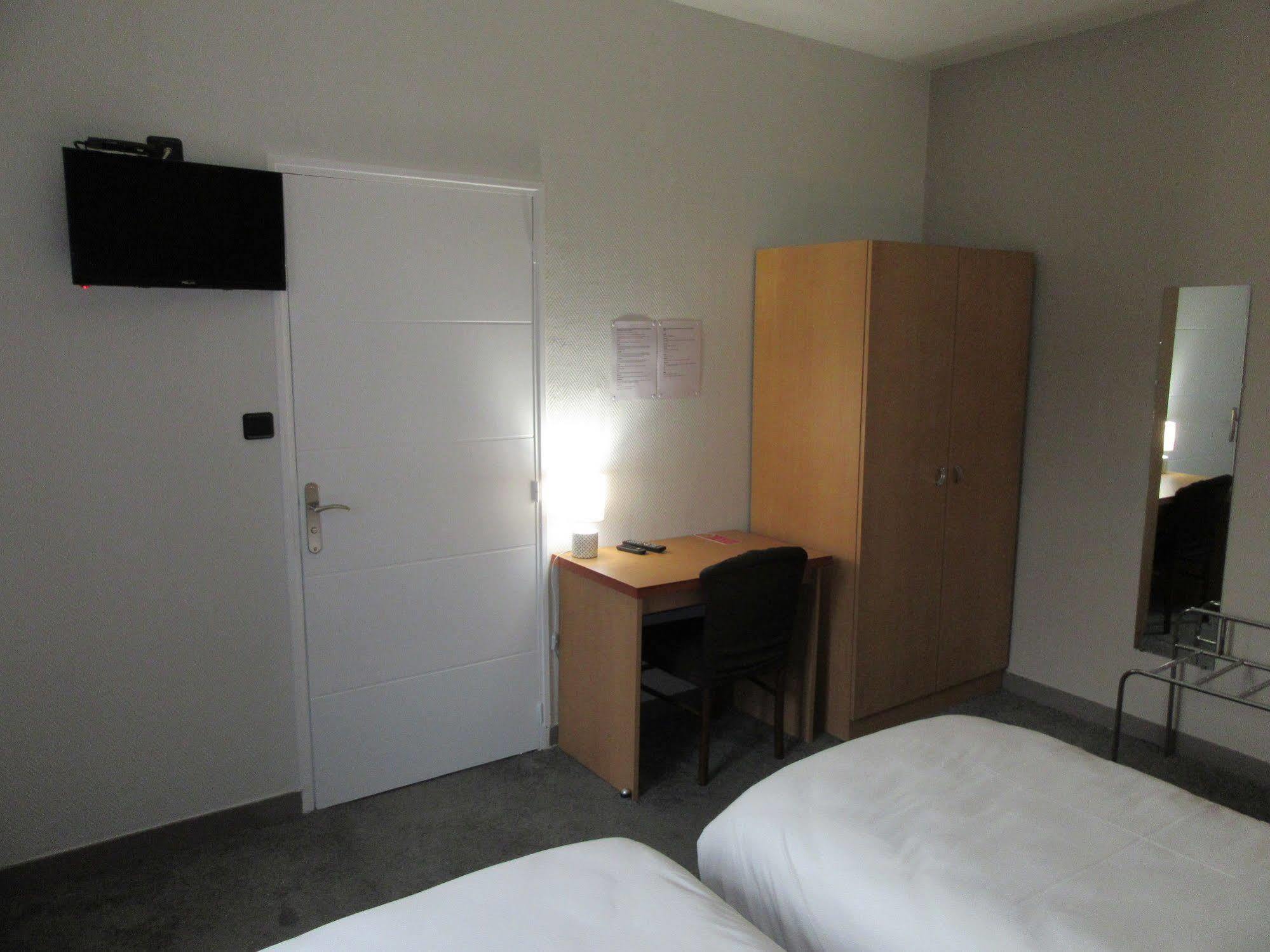 Contact Hotel De France サント エクステリア 写真